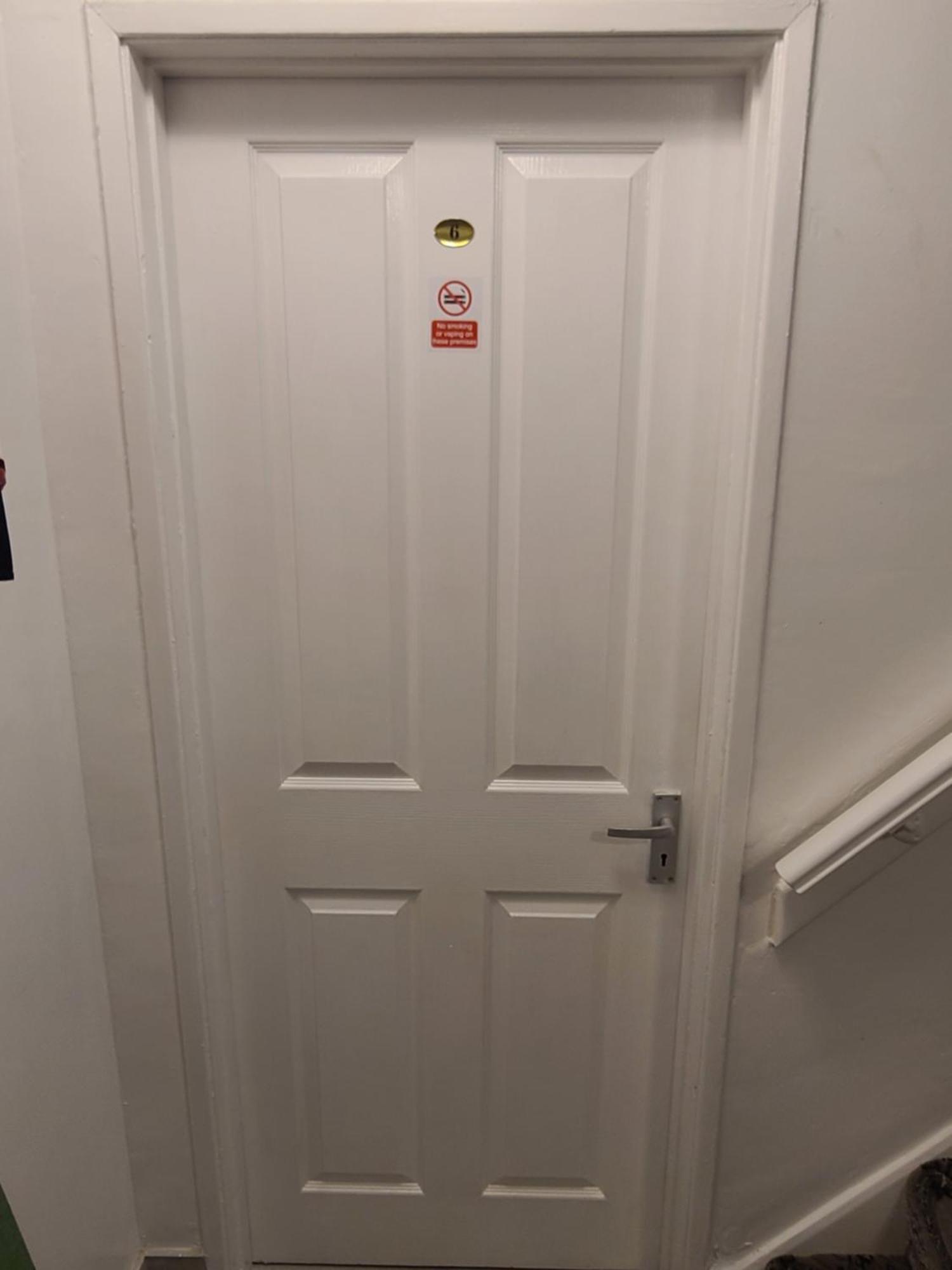 Roomz-Gatwick-London-Airport Parking-Travel Service Ifield Exteriör bild